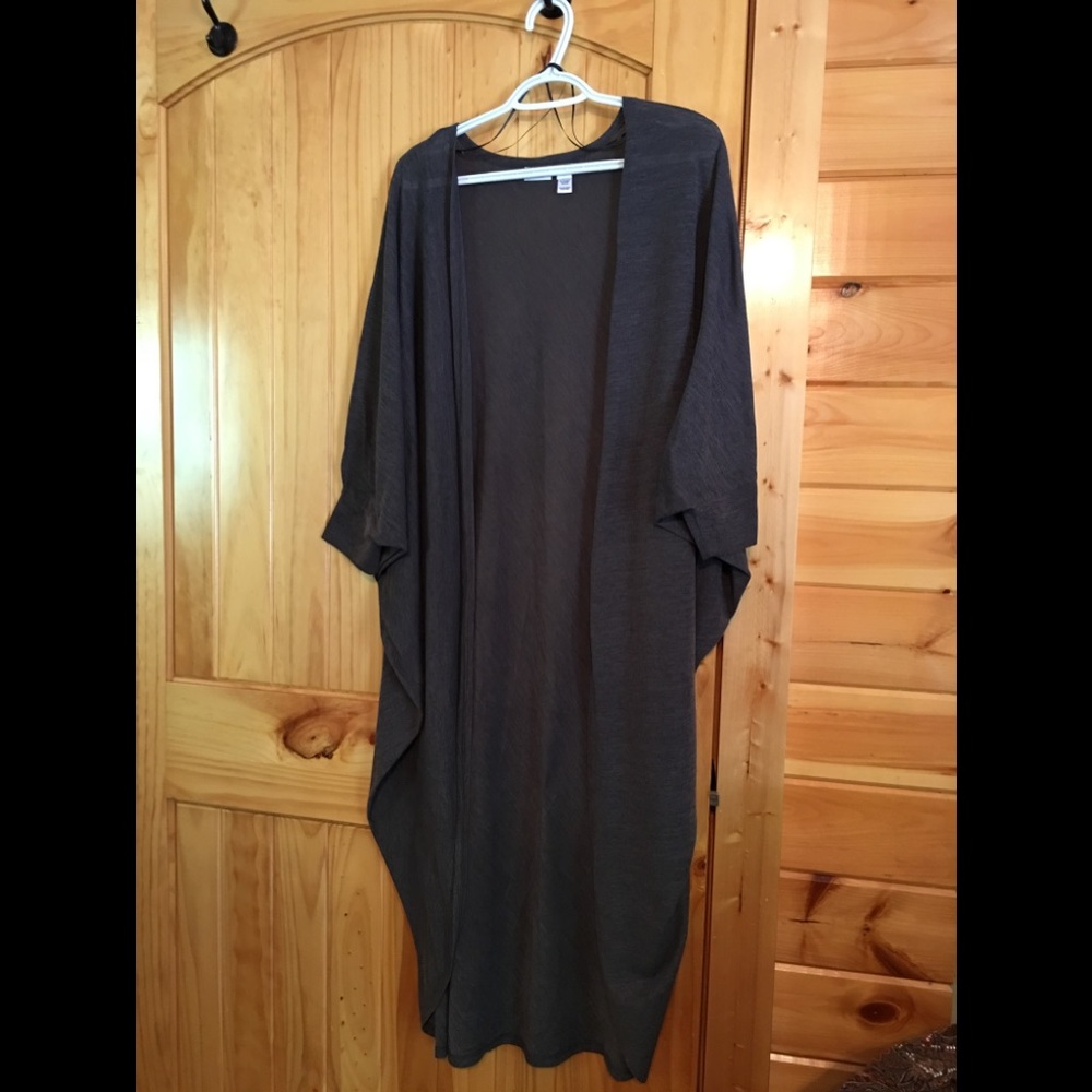 Cato’s 18/20 W Kimono/Duster Dark Gray